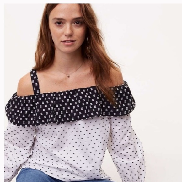 LOFT Tops - LOFT OFF THE ShOULDER BLOUSE
